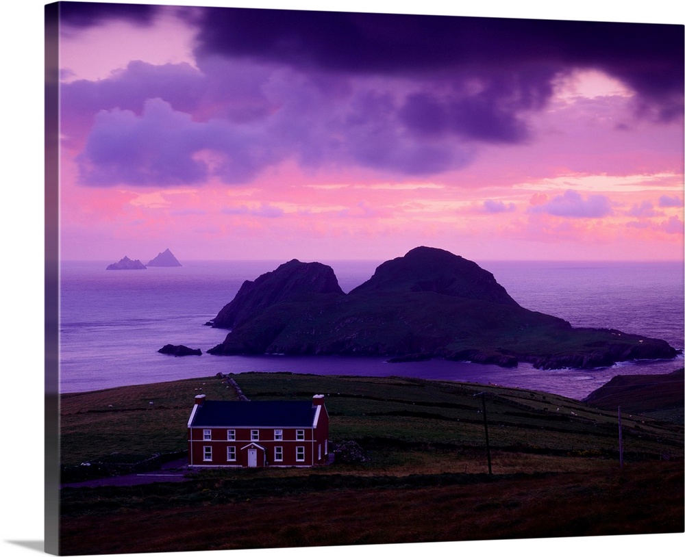 Ireland, County Kerry, Ring of Kerry, Puffin and Skellig islands