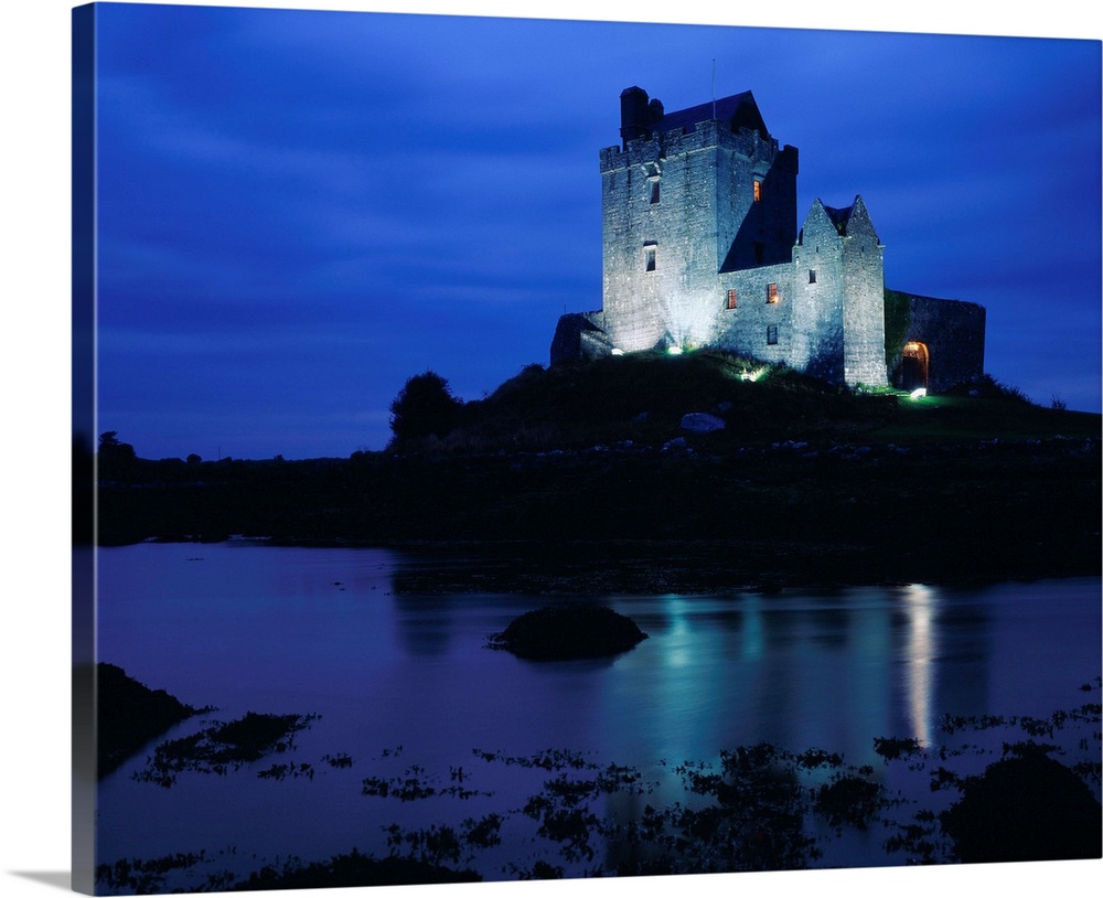 Ireland, Galway, Dunguaire Castle near Kinvarra village