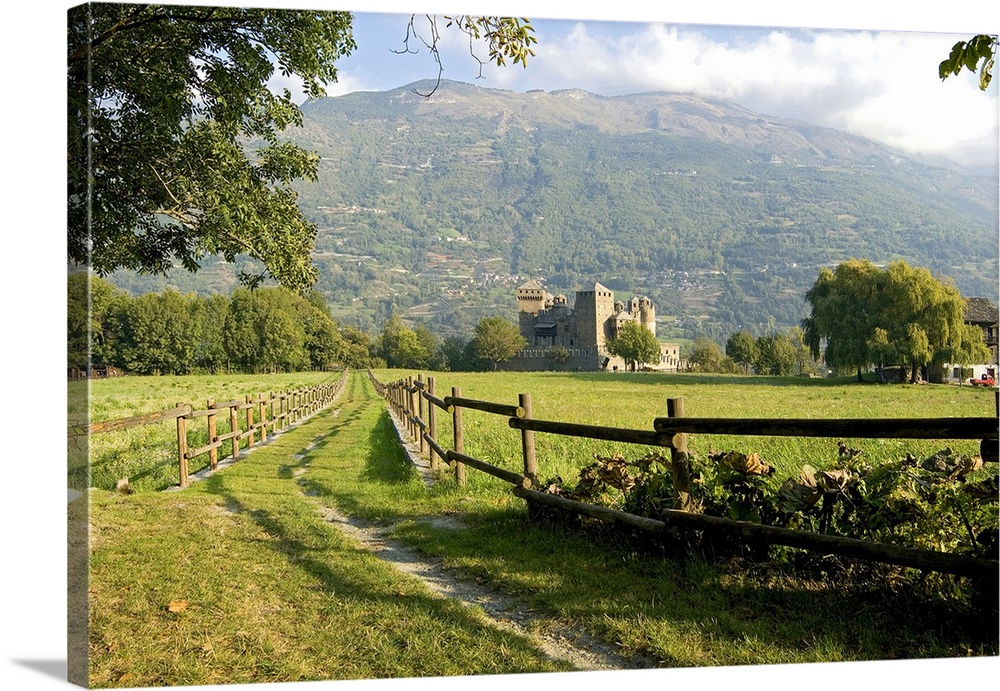 Italy, Aosta Valley, Fenis, Mediterranean area, Alps, Aosta district, Travel Destination, Fenis Castle