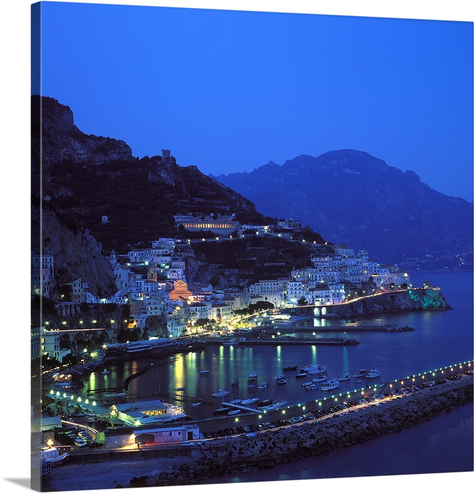 Italy, Campania, Amalfi Coast Town and port