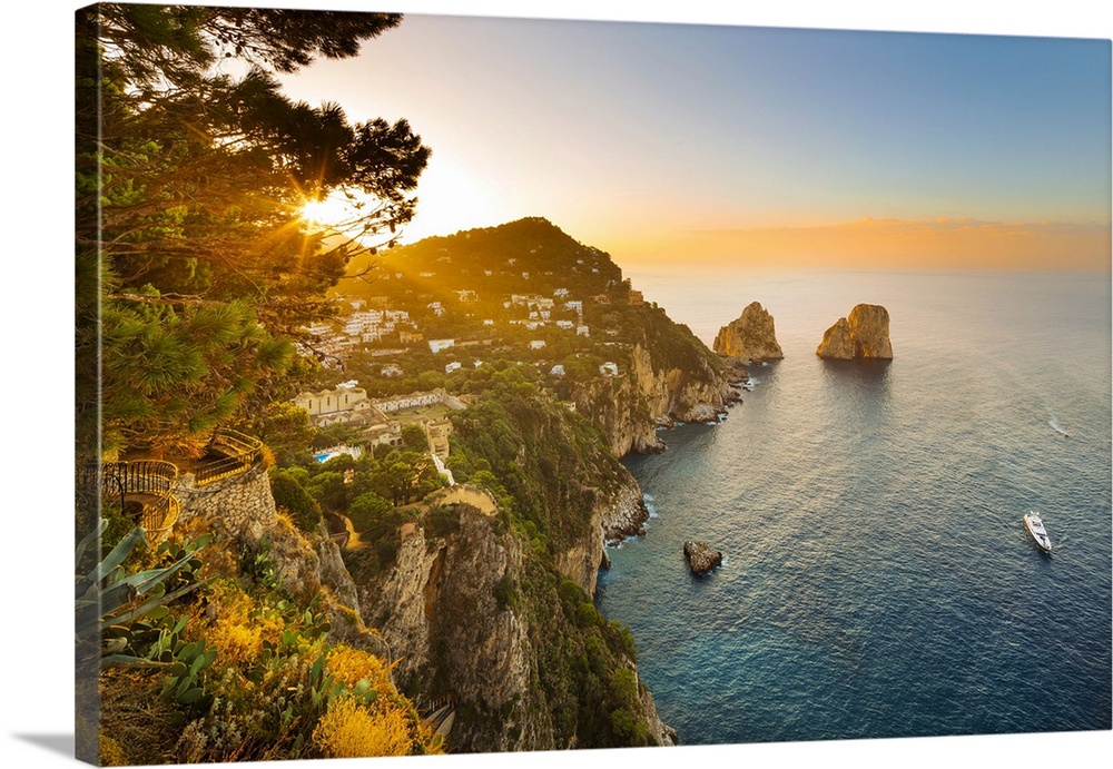 Italy, Campania, Mediterranean sea, Tyrrhenian sea, Tyrrhenian coast, Napoli district, Capri, Punta Tragara, Belvedere, Fa...