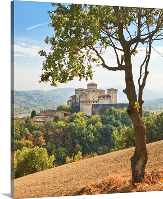 Italy, Emilia-Romagna, Parma District, Langhirano, Torrechiara Castle