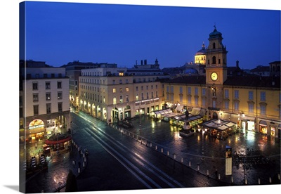 Italy, Emilia-Romagna, Parma, Piazza Garibaldi, the main square
