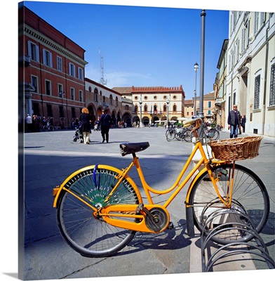 Italy, Emilia Romagna, Ravenna, Piazza del Popolo, bicycle locked to rack