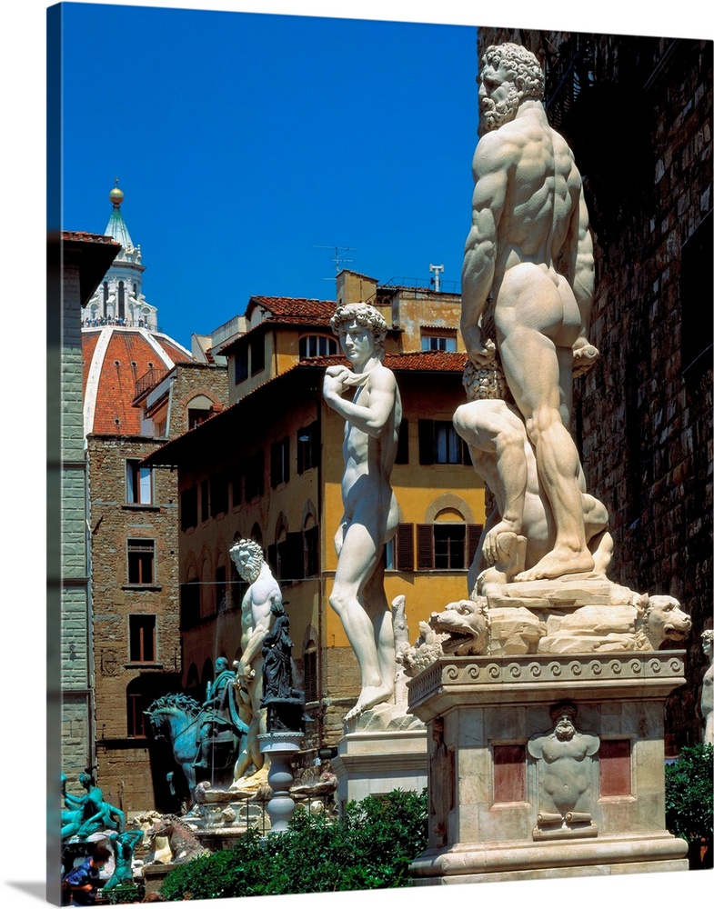 Italy, Florence, Piazza della Signoria, statue