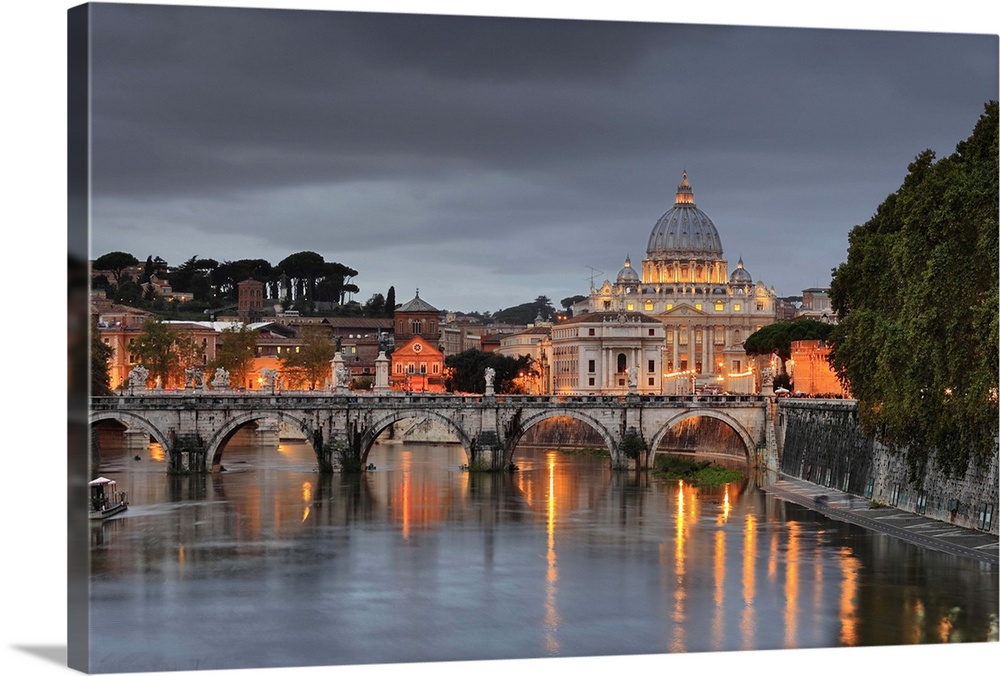 Italy, Latium, Tiber, Tevere, Tiber, Roma district, Rome, Saint Peter's Basilica, Tiber River and Sant'Angelo Bridge.
