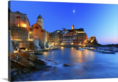 Italy, Liguria, Mediterranean Sea, Cinque Terre, The Vernazza Village, Evening Lights
