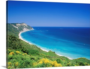 Italy, Marche, Monte Conero, Mezzavalle beach image thumbnail