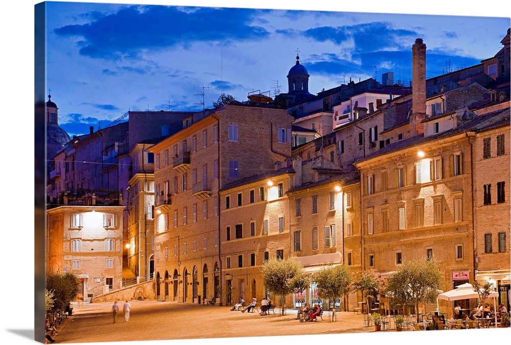 Italy, Marches, Macerata, Mediterranean area, Macerata district, Travel Destination, Piazza Mazzini at twilight