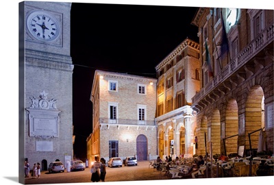 Italy, Marches, Macerata, Piazza Liberta, Town Hall and Civic Tower