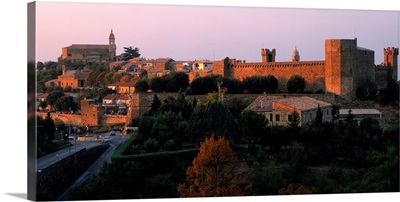 Italy, Montalcino, Cityscape, evening