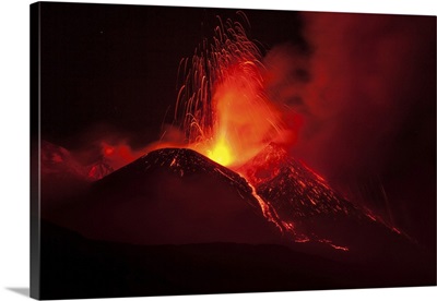 Italy, Mount Etna, Strombolian activity at the Southeast Crater
