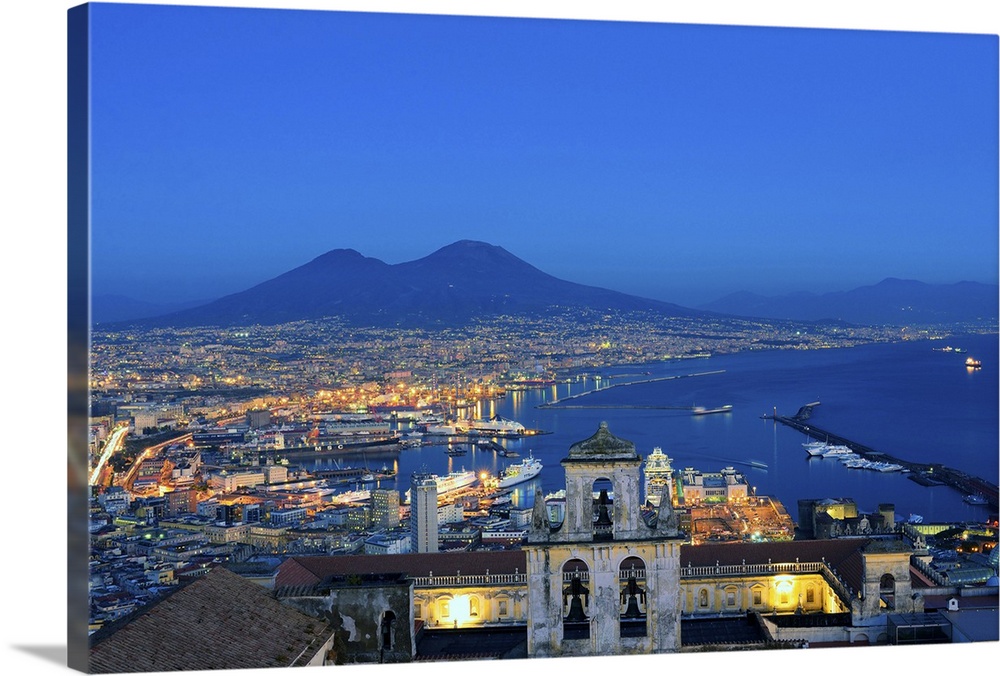 Italy, Campania, Mediterranean sea, Tyrrhenian sea, Tyrrhenian coast, Tyrr, Napoli district, Naples, Certosa di san Martin...