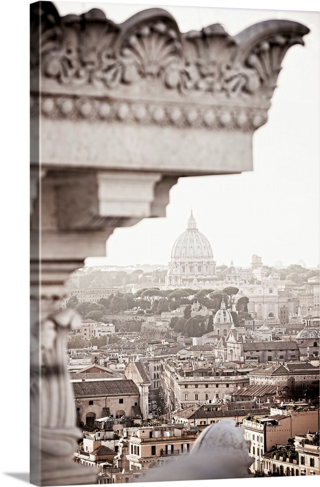 Italy, Rome, St Peter's Basilica, Panoramic view of Rome with San Pietro (Saint Peter) dome.