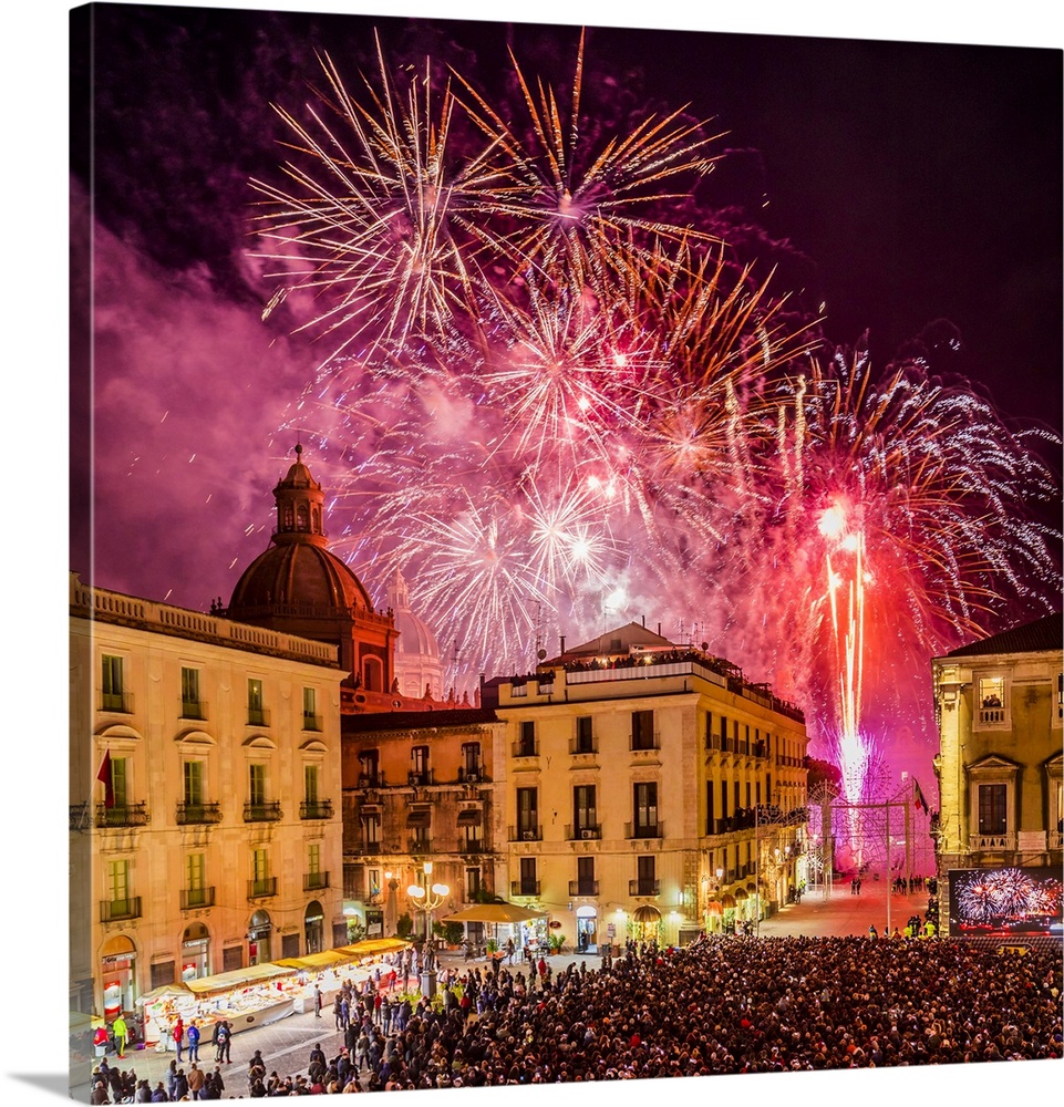 Italy, Sicily, Catania district, Catania, Festa di Sant'Agata religious festival, fireworks over the Universita square