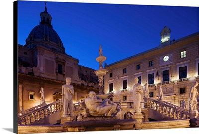 Italy, Sicily, Palermo, Piazza Pretoria, Palermo district, Fountain