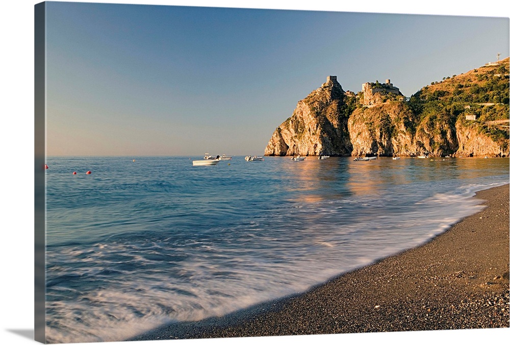 Italy, Sicily, Sant'Alessio Siculo, The castle