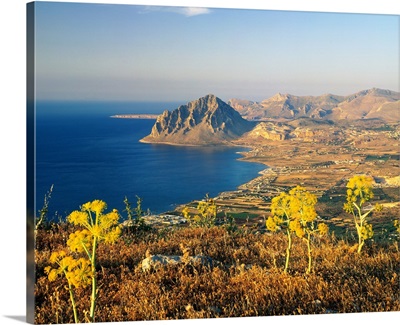 Italy, Sicily, view from Erice towards Cofano Cape
