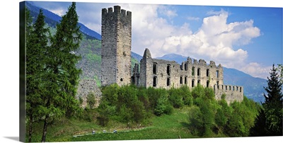 Italy, Trentino-Alto Adige, Trentino, Alps, Trento district, Val di Non, Castel Belfort