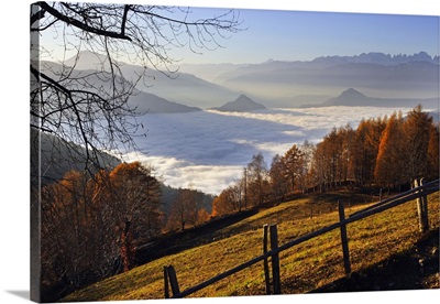 Italy, Trentino-Alto Adige, Val Sugana, View towards Monte Bondone