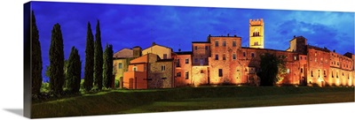 Italy, Tuscany, Altopascio, The old town with evening lights
