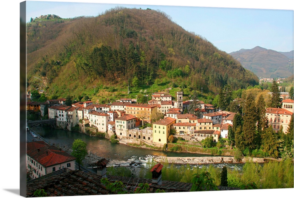 Italy, Italia, Tuscany, Toscana, Bagni di Lucca, Ponte al Serraglio locality