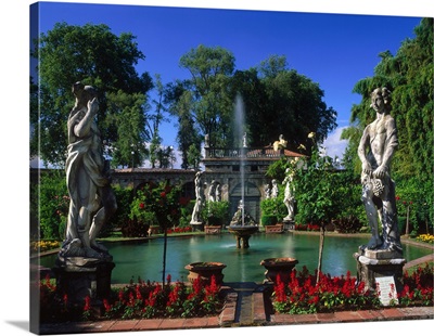Italy, Tuscany, Lucca, Palazzo Pfanner, park