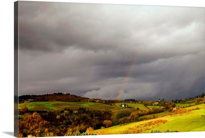 Italy, Tuscany, Typical countryside, rainbow