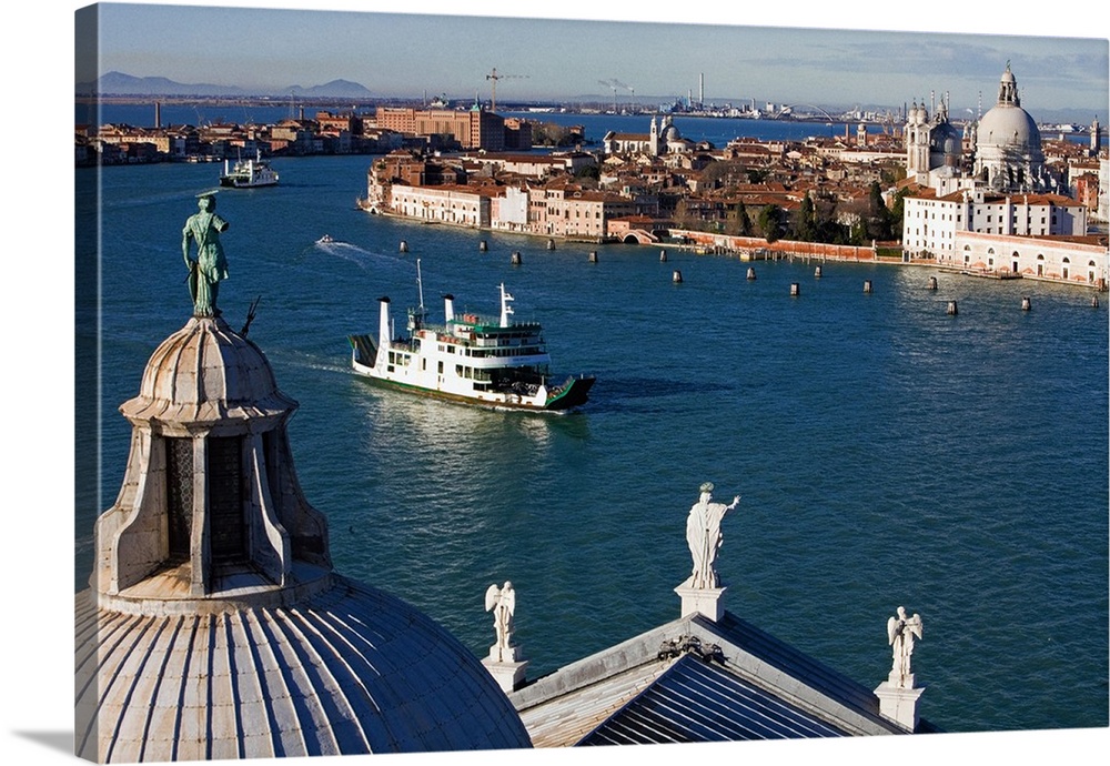 Italy, Veneto, Venetian Lagoon, Adriatic Coast, Venice, Venezia, San Giorgio Maggiore, View from bell tower towards Giudec...