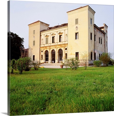 Italy, Veneto, Villa Badoer Trissino by Andrea Palladio architect