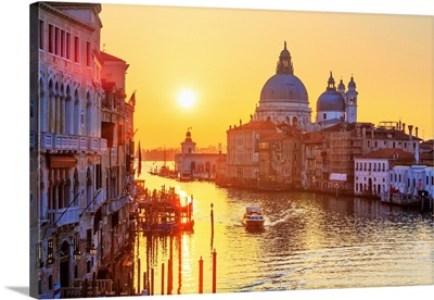 Italy, Venice, Grand Canal, Santa Maria Della Salute And The Grand Canal At Sunrise