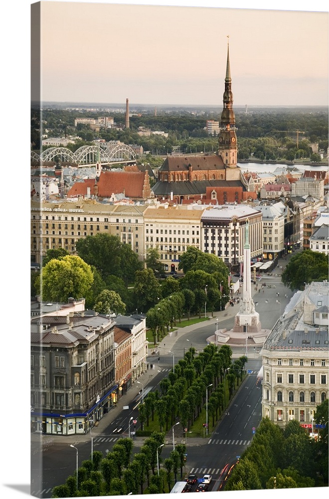 Latvia, Riga, Cityscape with view of the Freedom Monument and St Peter's Church