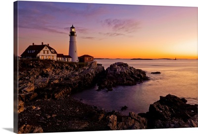 Maine, Portland, Atlantic ocean, New England, The Portland Head Lighthouse at dawn