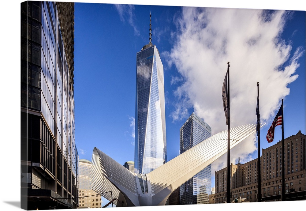 USA, New York City, Manhattan, Lower Manhattan, One World Trade Center, Freedom Tower, The sculptural train station that w...
