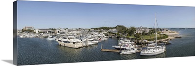 Massachusetts, Cape Cod, Hyannis Harbor