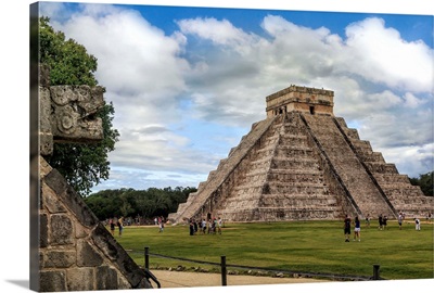 Mexico, Yucatan, Chichen Itza, El Castillo