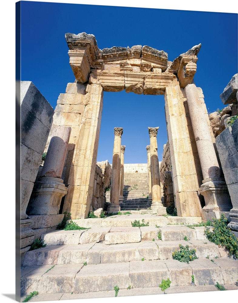 Middle East, Jordan, Jerash, old Roman ruins, propylaeum
