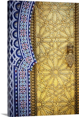 Morocco, Fez, Ornate door of the Royal Palace of Dar-el-Makhzen