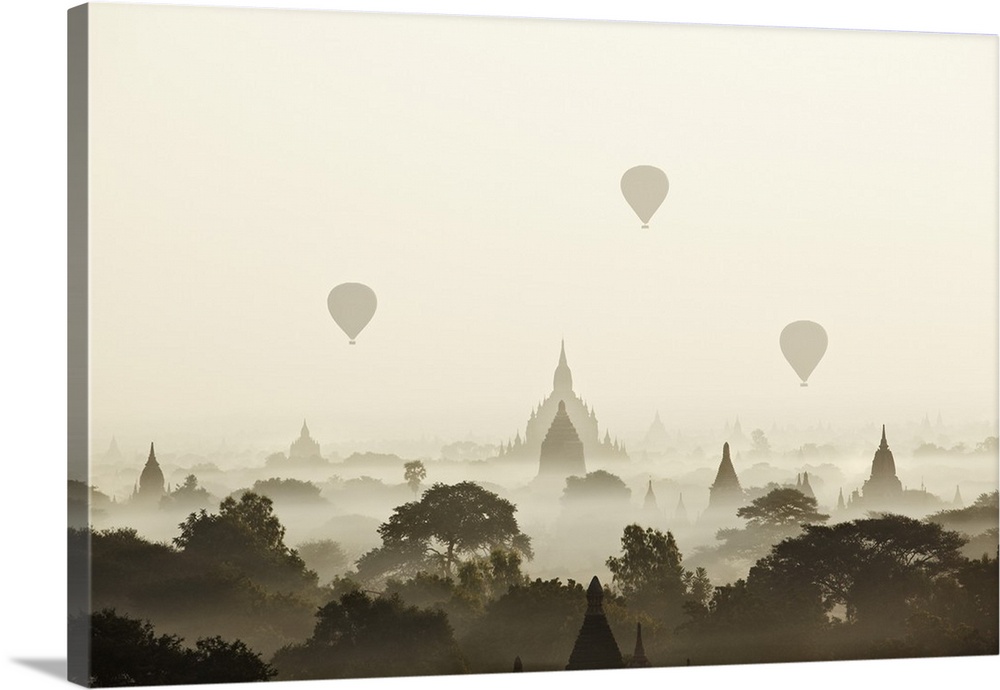 Myanmar, Mandalay, Bagan, Hot air balloon ride above the plains of Bagan at dawn
