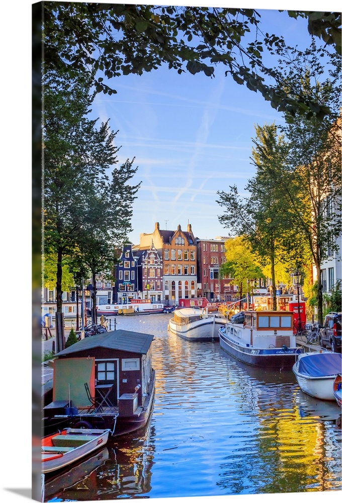 Netherlands, North Holland, Benelux, Amsterdam, Groenburgwal Canal.