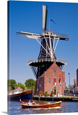 Netherlands, Benelux, Haarlem, De Adriaan windmill