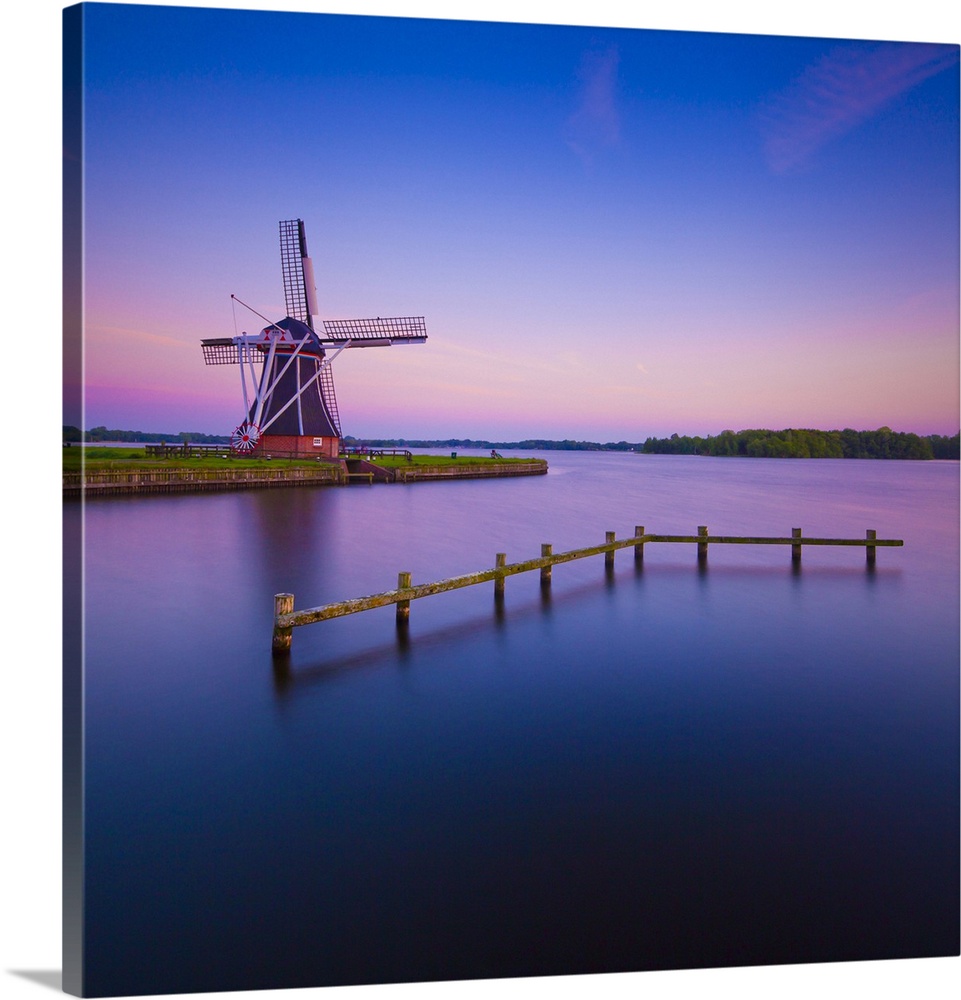 Netherlands, Groningen, Benelux, Groningen, De Helper windmill, evening.