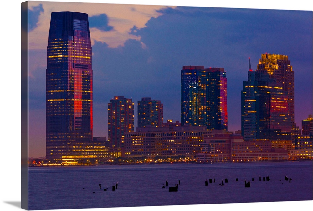 USA, New Jersey, Hudson, View from Manhattan in the evening.