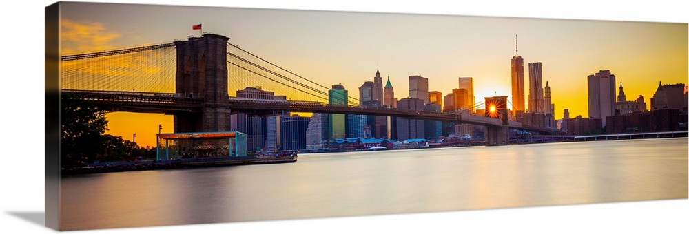 USA, New York City, East River, Manhattan, Lower Manhattan, Brooklyn Bridge, Skyline and Brooklyn bridge.
