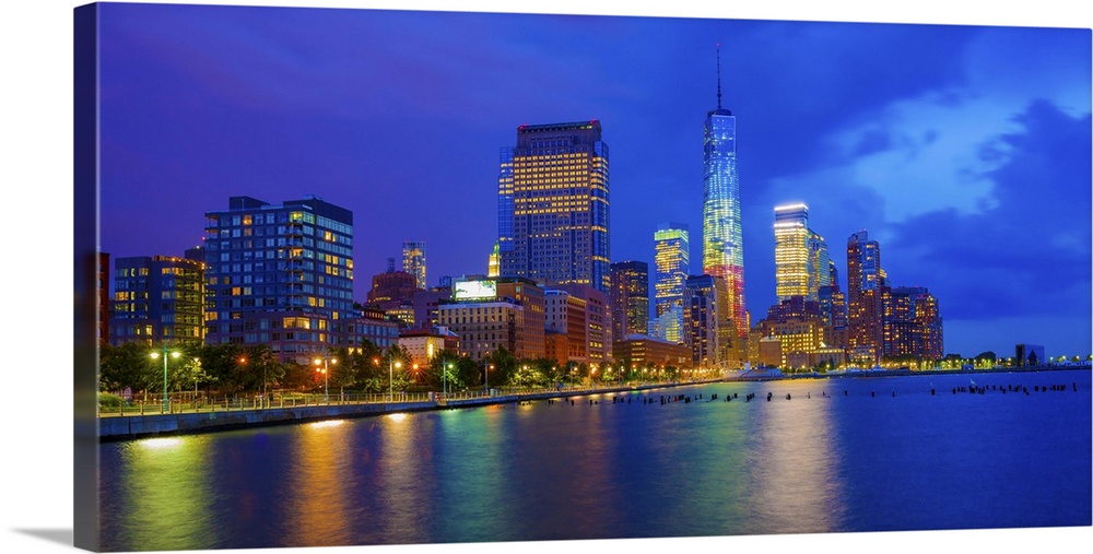 USA, New York City, Hudson, Manhattan, Lower Manhattan, One World Trade Center, Freedom Tower.