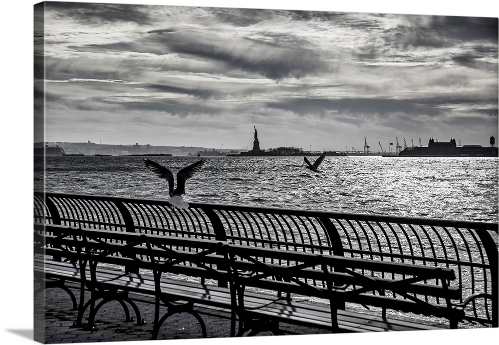 New York City, Hudson River with view of Statue of Liberty from Battery Park City.