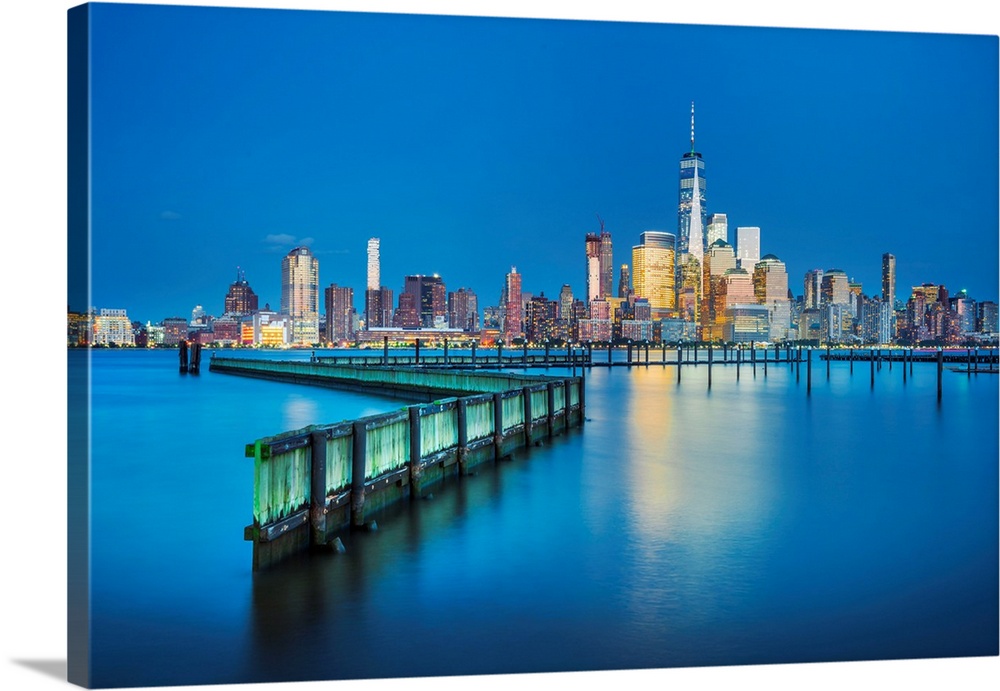 New York City, Lower Manhattan skyline seen from Jersey City, New Jersey.