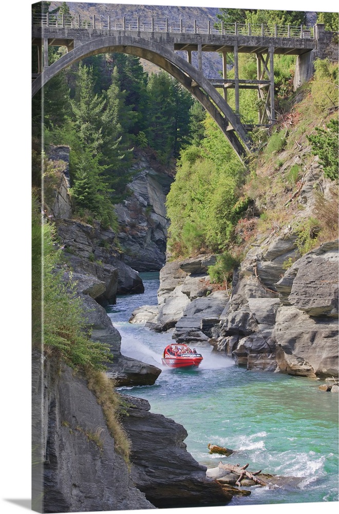 New Zealand, Clutha-Central Otago, Queenstown, Shotover river jet boat