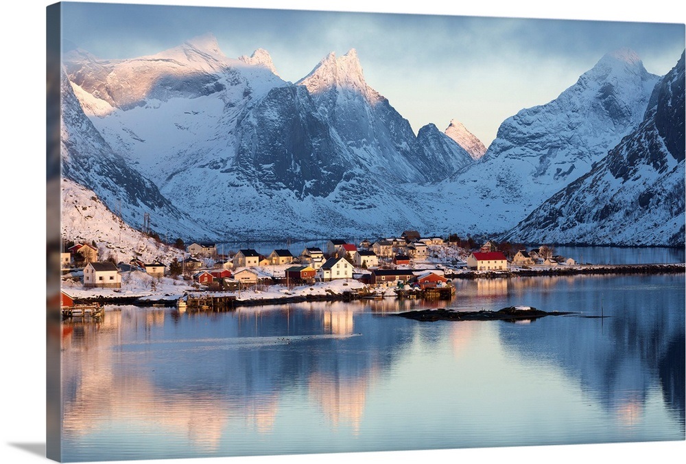 Norway, Lofoten Islands, Lofoten archipelago, Moskenesoy, Reine village