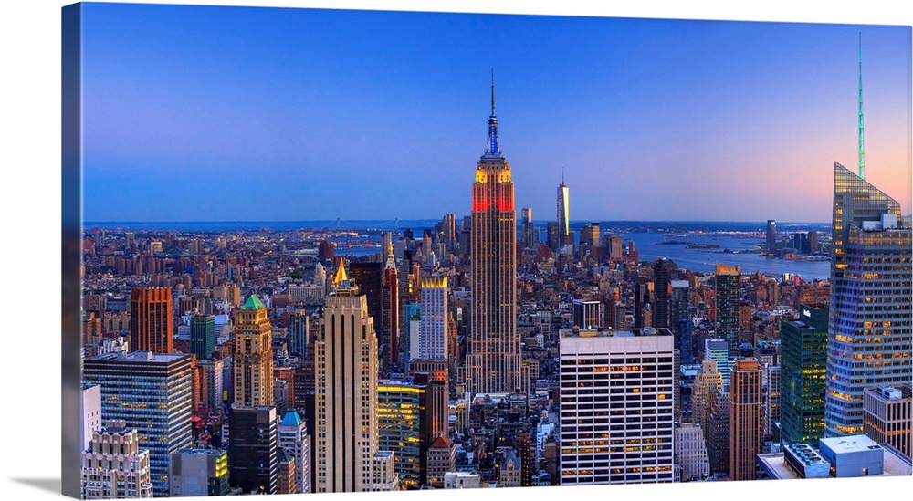 New York, New York City, Manhattan, Empire State Building, Cityscape from Top of the Rock observation deck at the Rockefel...